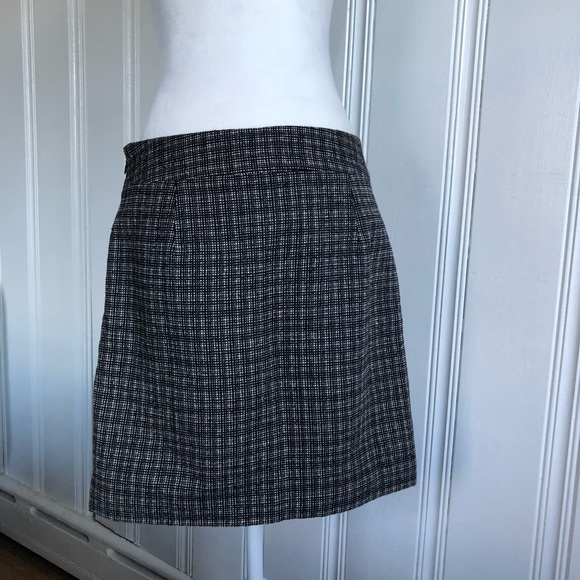Ann Taylor Loft skirt - Picture 4 of 4